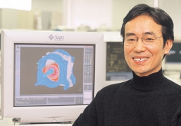 Seiji Tashima , Mazda wankel rendszerű motor fejlesztőmérnök.