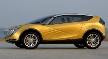 Mazda Hakaze forma, az áramlás jegyében.