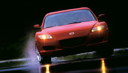 Lendületben a Mazda RX-8