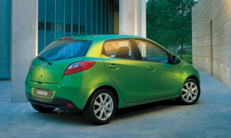 Vajon Európában is olyan kedvező fogadtatása lesz a Mazda2 -nek, mint Japánban?