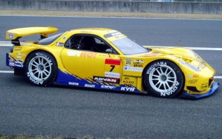 A RE-Amemiya GT300 Mazda RX-7 FD versenyautó.