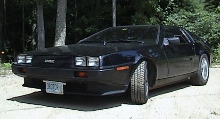 De Lorean immár háromrotoros Mazda wankel erőforrással.