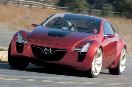 Mazda Kabura. Hasonló lesz az új Mazda RX-7?