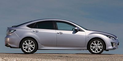 Mazda6 ötajtós karosszériával. Mazda6 ötajtós karosszériával.