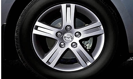 Mazda3 gyári 6x15 coll könnyűfém felni, csavarok nélkül: 39030,-Ft/db