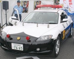 A Mazda RX-8 valószínűleg rendőrautó szerepben is jól teljesít.