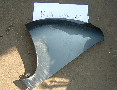 KIA Pregio bal első sarokelem.