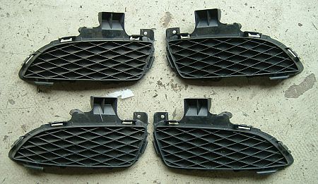 Mazda3 2003-tól lökhárító betétek. Mazda3 2003-tól lökhárító betétek.