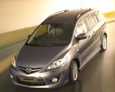 Az egyszerű és letisztult formájú Mazda5. Az egyszerű és letisztult formájú Mazda5.