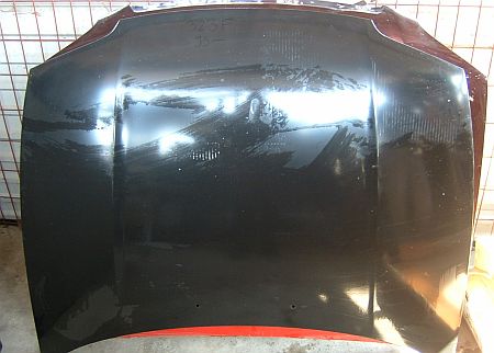 Mazda 323F 1994-től motorháztető.