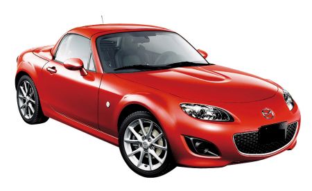 Mazda MX-5 kupé, nyitható-zárható keménytetővel. Mazda MX-5 kupé, nyitható-zárható keménytetővel.
