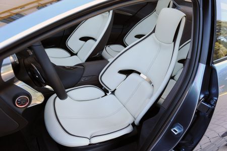 Mazda Shinari.
