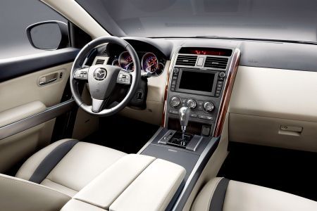 Mazda CX-9.
