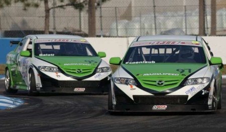 Charles Espenlaub a 6. helyen, míg csapattársa Michael Galati a 11. helyen végzett, szintén Mazda6 versenyautókkal.