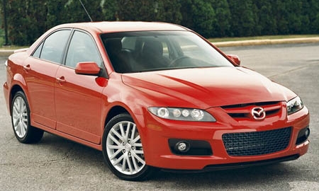 A Mazda6 MPS kétségtelenül jól mutat.