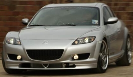 Mazda RX-8. 