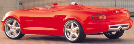 Mazda Miata (MX-5) mono-posto, együléses könnyűsúlyú tanulmány.