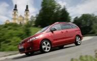 MAZDA5 dízelmotorral.