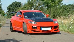 Csúcstámadás. Mazda RX-8 turbó.  