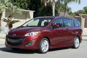 Mazda5 a Nissan-nak Mazda5 a Nissan-nak