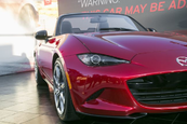 Végre itt van! Új Mazda MX-5! Végre itt van! Új Mazda MX-5!