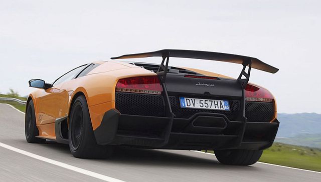 Lamborghini Murcilago LP670-4 SV