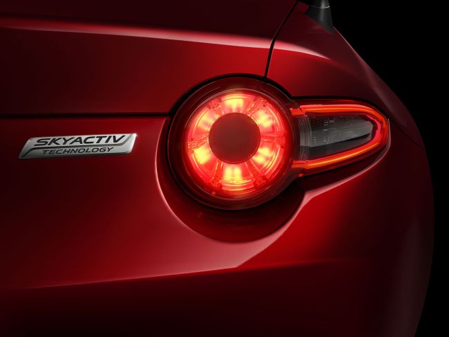 Új Mazda MX-5. Új Mazda MX-5.