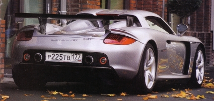 Porsche Carrera GT az Edo Competition által kismértékben módosítva. 