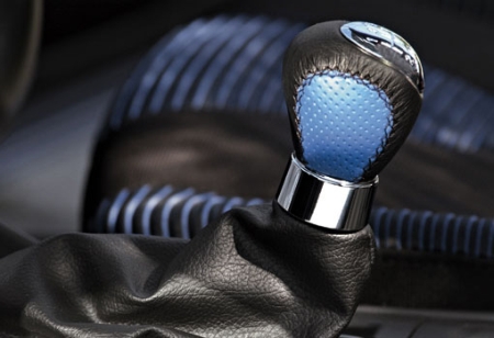 Mazda3 kék/fekete sebváltó gomb: 21733,-Ft