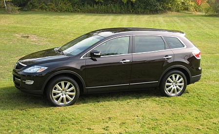 Az észak-amerikai piaci igényekre kifejlesztett hétszemélyes Mazda CX-9 rendkívül sikeres.