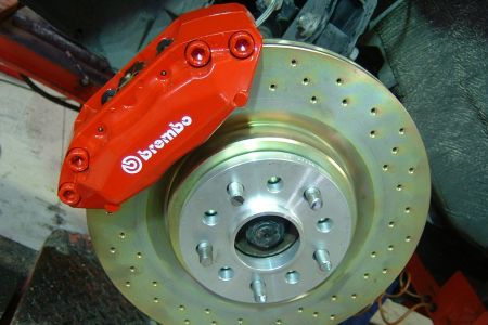 Mazda CX-7 Brembo fékszettel.