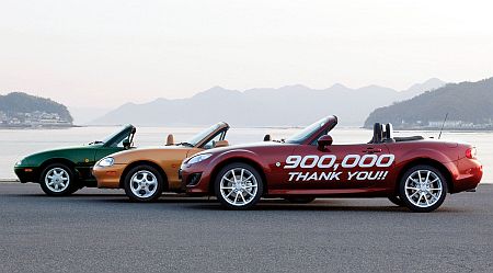 900000 darab Mazda MX-5.