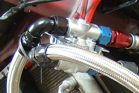 Részlet az olaj áramlását gyakorlatilag akadálytalanná tévő mazda-auto 3. fázisból. (Mazda RX-8)