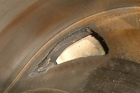 Mazda 13B-MSP Renesis wankel oldalsó kipufogó nyílás. Mazda 13B-MSP Renesis wankel oldalsó kipufogó nyílás.